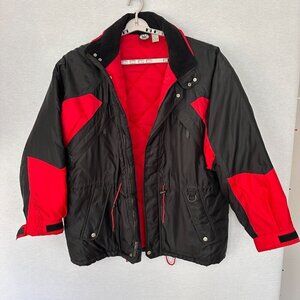 VINTEAGE MARLBORO UNLIMITED GEAR RED and BLACK SKI JACKET SIZE XL
